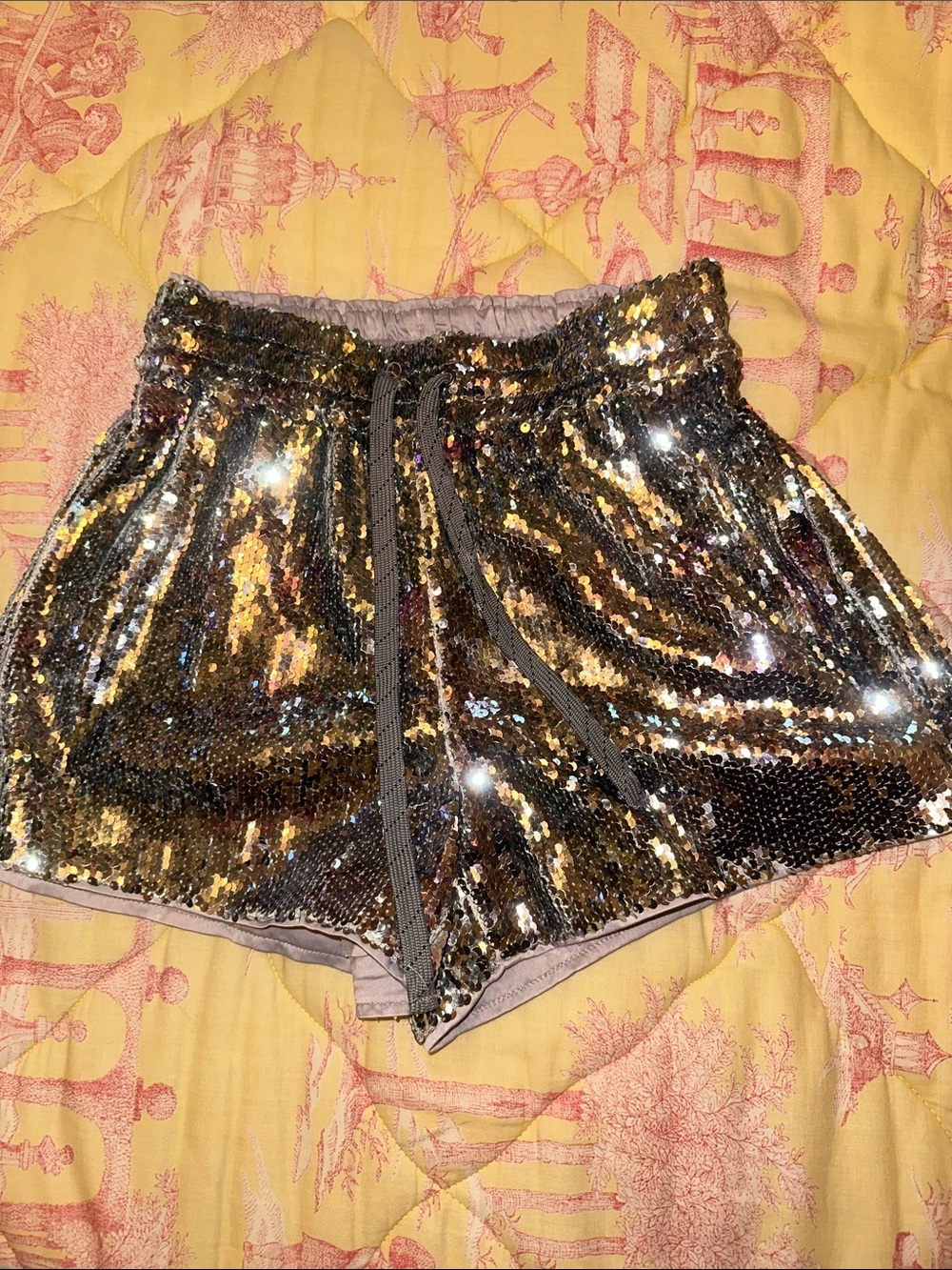 Pam & Gela Sequin Drawstring Women’s Shorts — Silver